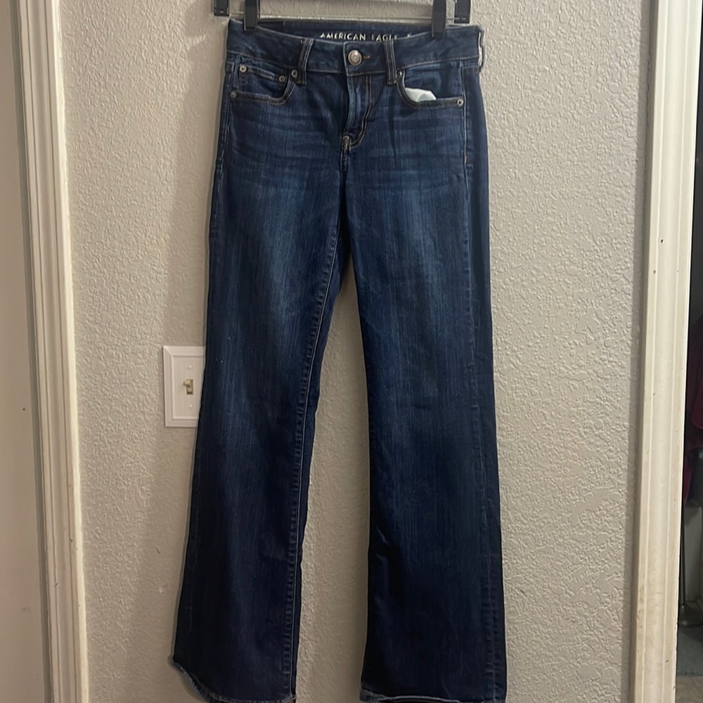 American Eagle Boot Cut Jeans Size 4